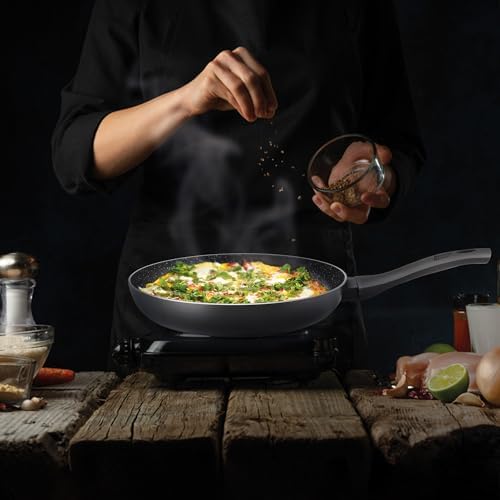 Milton 8-Inch Frying Pan with Nonstick Lid