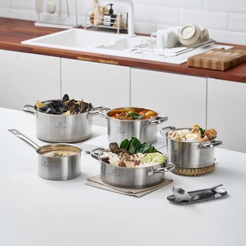 Versatile Stock Pot with Tempered Glass Lid