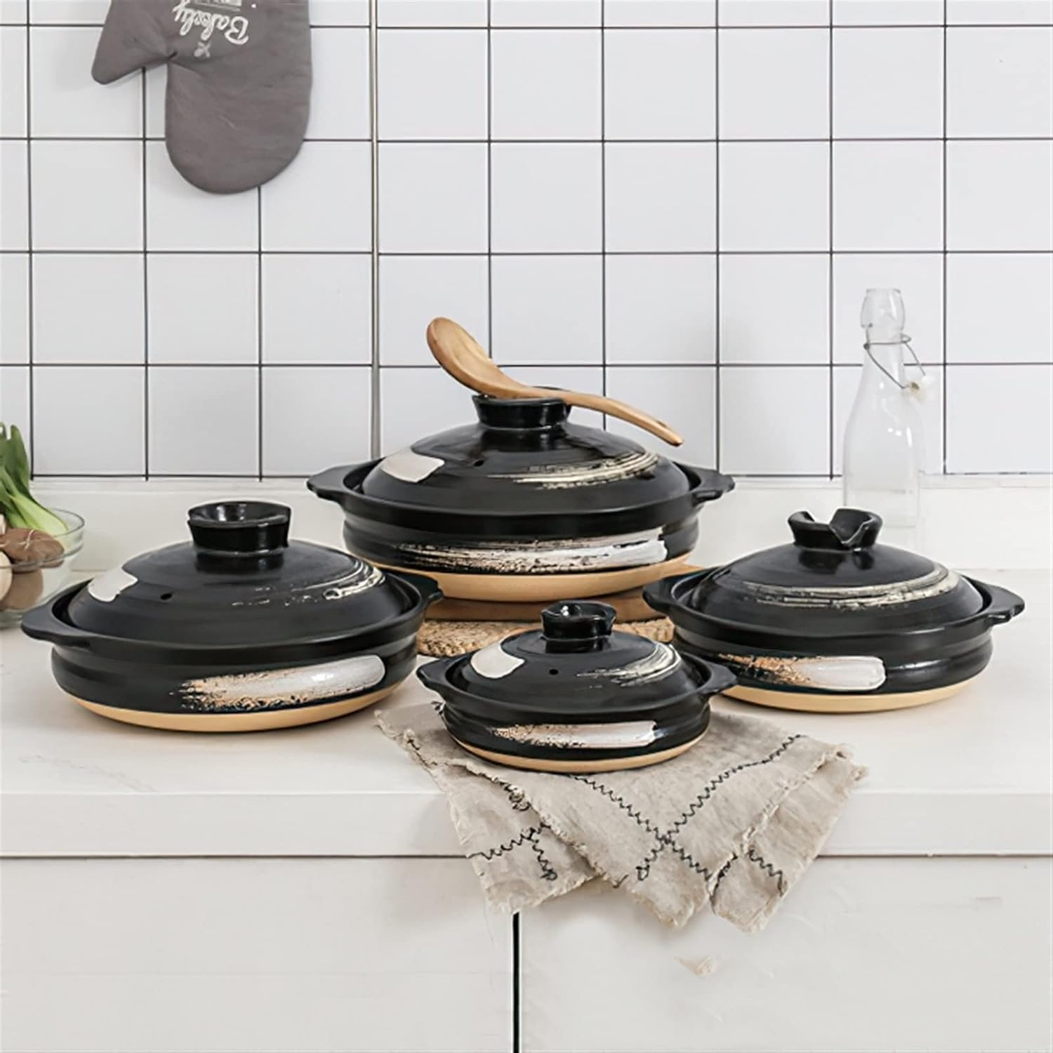 Versatile Heavy-Duty Stock Pot Black Ceramic Casserole Pot Kitchen Essential
