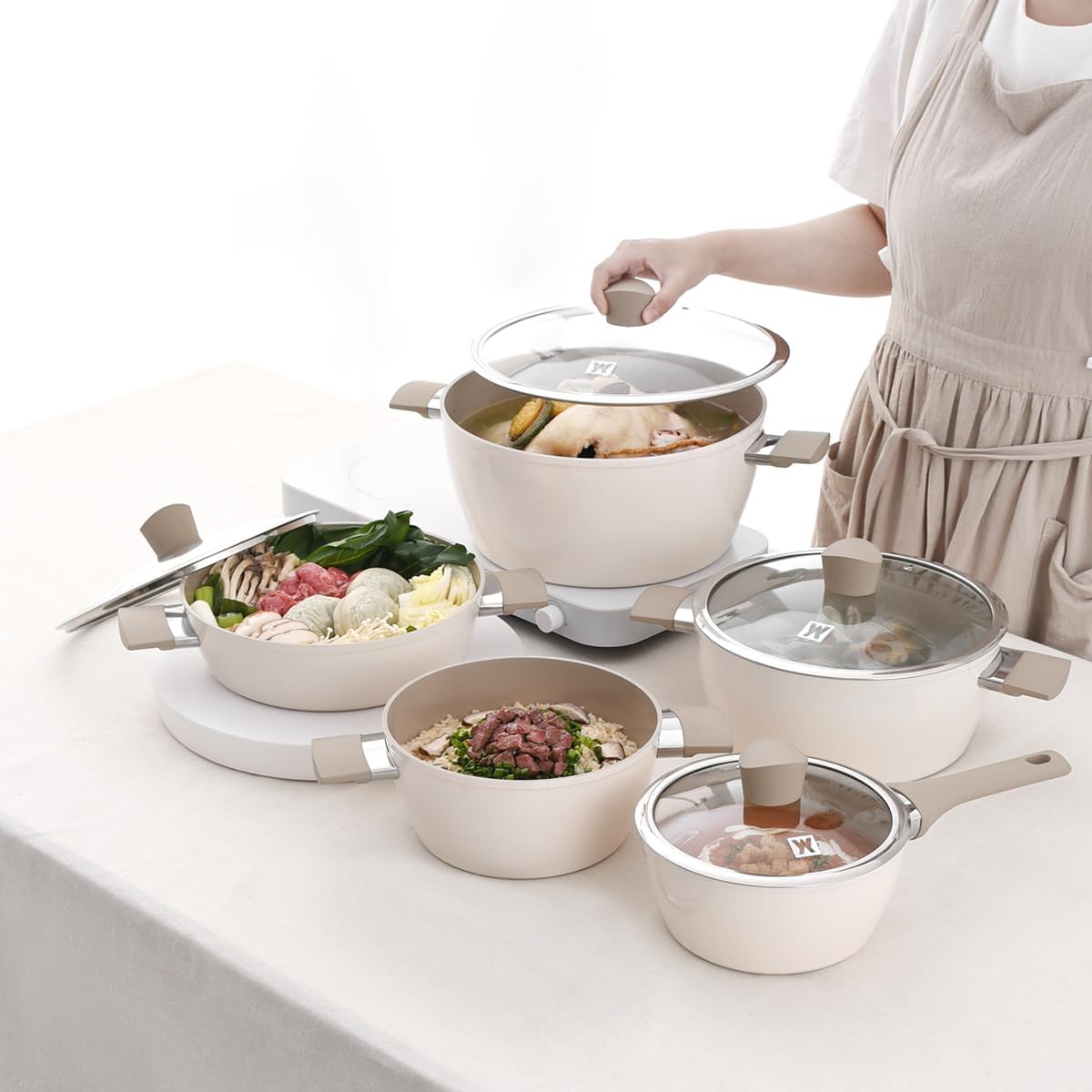 WAGENSTEIGER7-Layered Ceramic Stock Pot with Non-Stick Bakelite Handles