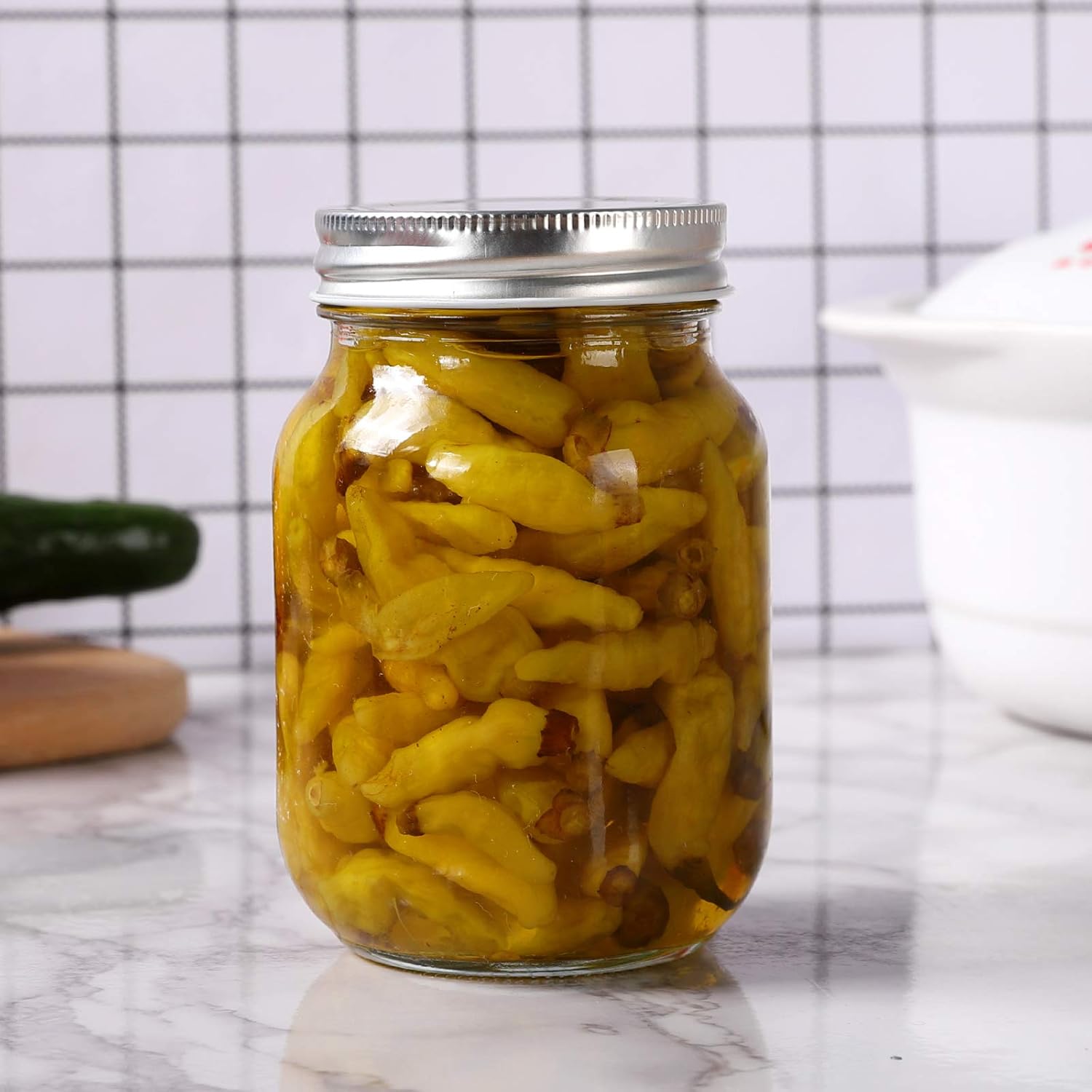 8-Piece Yingerhuang Glass Mason Jars with Silver Lids