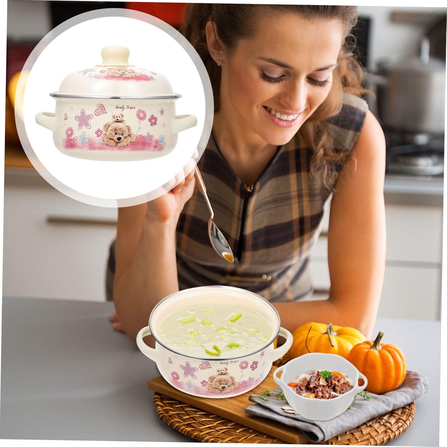 Sleek Enamel Stockpot with Lid for Easy Cooking