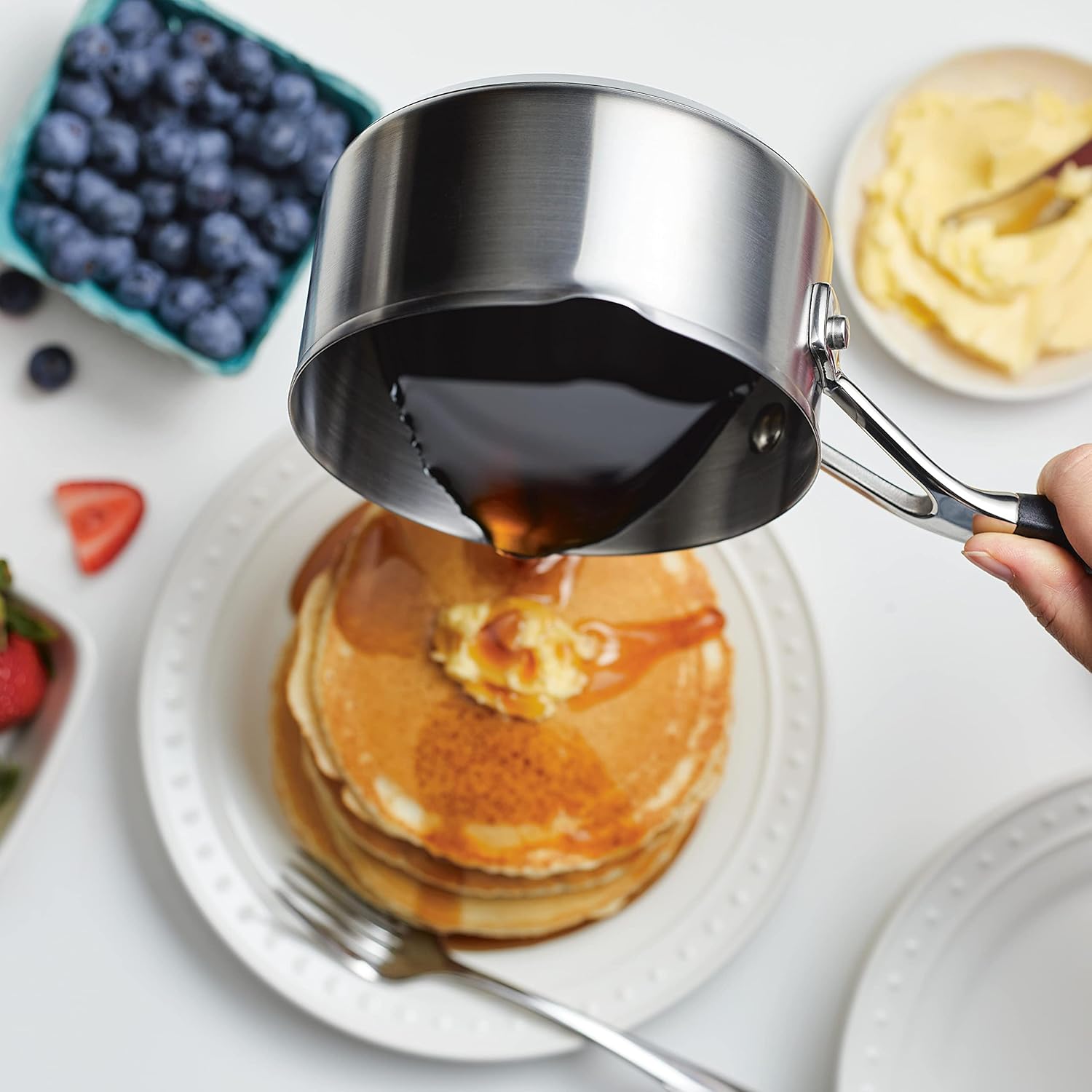 Quick Heat Easy Pour 1-Qt Stainless Saucepan