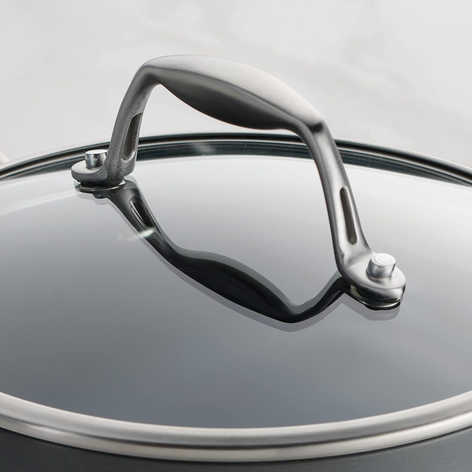 The Best 4 Qt Covered Sauce Pan for Boiling Heated and Simmeringrecipes