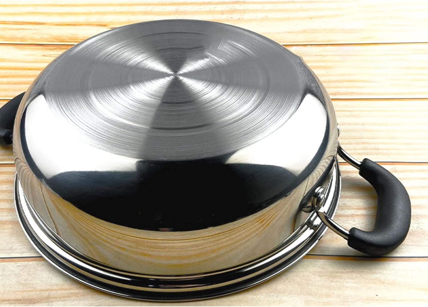 Sturdy Stainless Steel Stock Pot