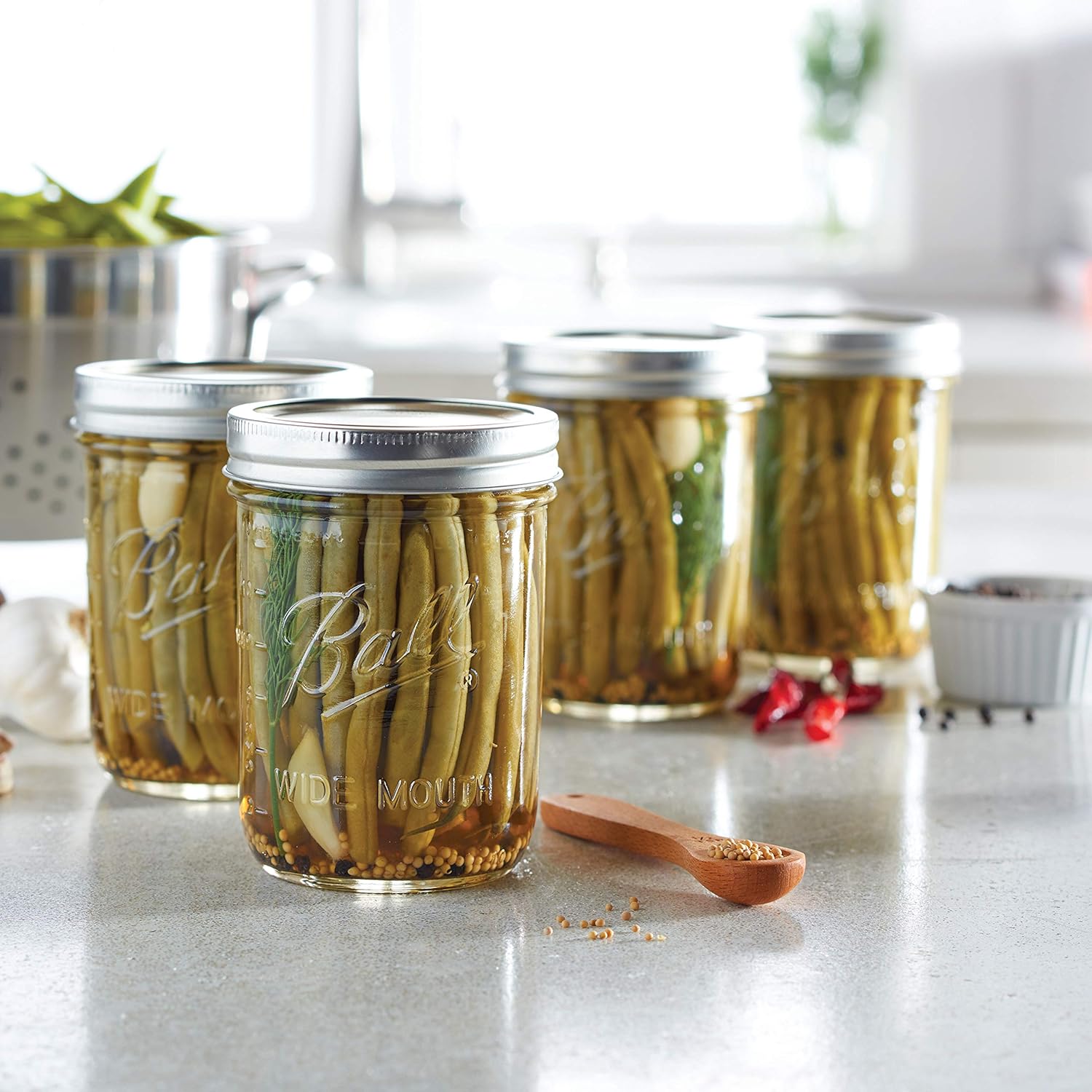 Ball Wide-Mouth Pint Jar