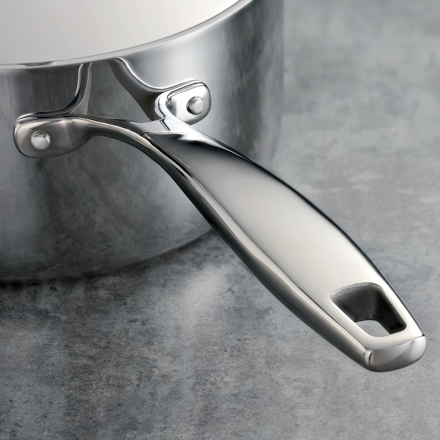 Durable 2-Quart Stainless Steel Saucepan with Lid